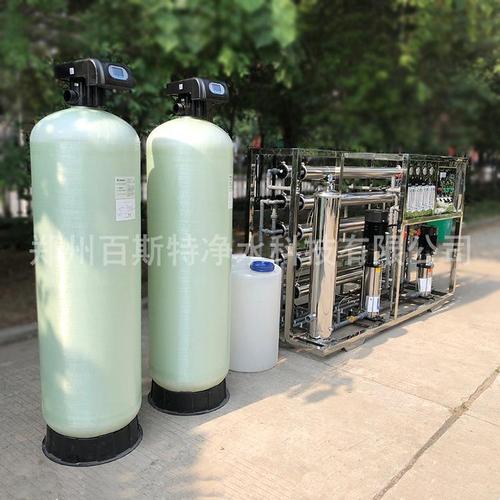 在完全封闭的状态下灌入产品容器内